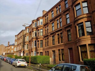 1 bedroom flat for rent in Lyndhurst Gardens, North Kelvinside, Glasgow, G20