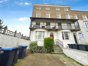 1 bedroom flat for rent in Stone Road, Broadstairs, Kent, CT10