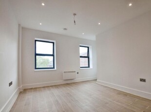 1 bedroom flat for rent in Widmore Road Bromley BR1