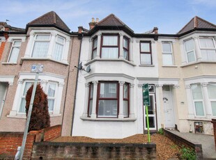 1 bedroom flat for rent in Woolwich Road, DA7
