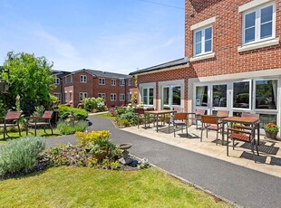 1 Bedroom Retirement Apartment For Sale in Warminster,