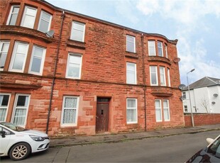 2 bed second floor flat for sale in Largs