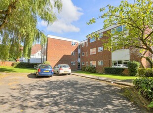 2 bedroom apartment for rent in Lemsford Road, St Albans, Hertfordshire, AL1