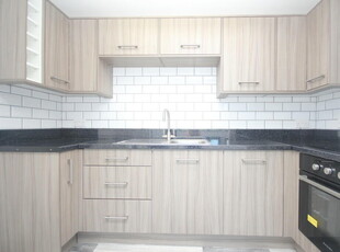2 bedroom apartment for rent in Radiant House, Derry`s Cross, Plymouth, PL1