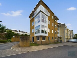 2 bedroom apartment for rent in Richmond Court, Exeter, EX4