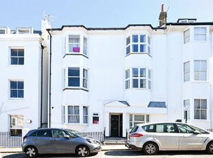 2 bedroom apartment for sale in Victoria Road, Brighton, East Sussex, BN1