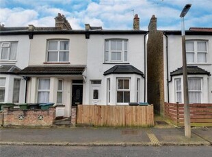 2 Bedroom End Of Terrace House For Sale In Watford, Hertfordshire
