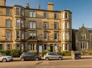 2 bedroom flat for rent in Airlie Place, Edinburgh, EH3