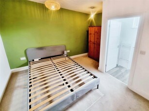 2 bedroom flat for rent in Alfreton Road, Nottingham, Nottinghamshire, NG7