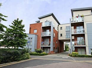 2 bedroom flat for rent in Charrington Place, St Albans, AL1