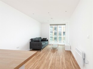 2 bedroom flat for rent in Chatham Waters, South House, Gillingham Gate Road, Gillingham, ME4
