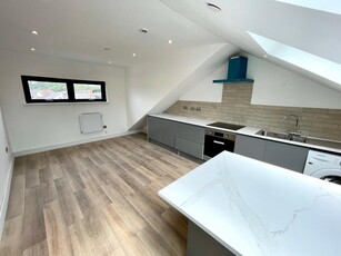 2 bedroom flat for rent in Cowbridge Road East, CARDIFF, CF5