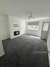 2 bedroom flat for rent in Croft Road, East Kilbride, Glasgow, G75