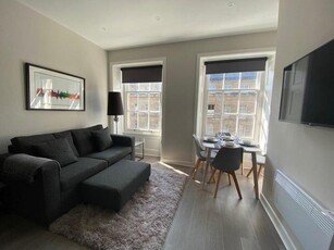 2 bedroom flat for rent in Grainger Street, Newcastle Upon Tyne, NE1