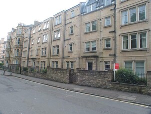 2 bedroom flat for rent in Lauriston Gardens, Edinburgh, EH3
