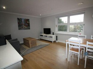 2 Bedroom Flat For Rent In London