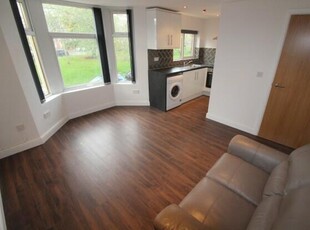 2 bedroom flat for rent in Rhigos Gardens Cardiff, CF24