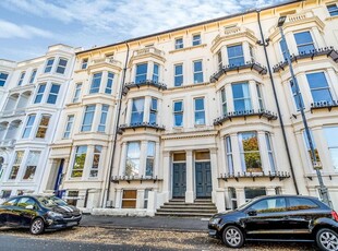 2 bedroom flat for rent in Western Parade, Southsea, Hampshire, PO5