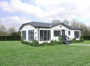 2 Bedroom Park Home For Sale In Isle Of Wight