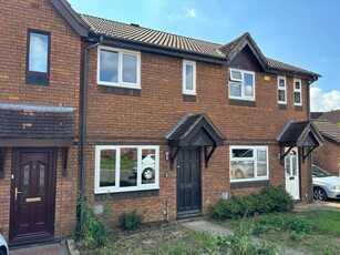 2 bedroom terraced house for rent in Claregate, East Hunsbury, Northampton NN4