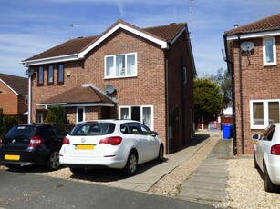 2 bedroom semi-detached house for rent in Wittering Close, Long Eaton NG10 1PN, NG10