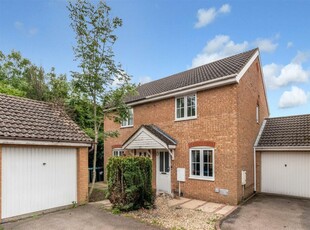 2 bedroom semi-detached house for sale in Lowick Place, Emerson Valley, Milton Keynes, MK4