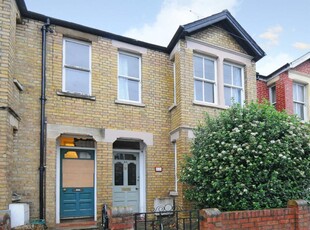 2 bedroom terraced house for rent in Charles Street Oxford OX4