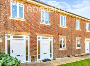 2 bedroom terraced house for rent in Teg Down, Winchester, SO22