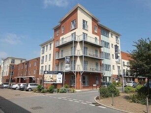 3 bedroom apartment for rent in Englefield House, Moulsford Mews, Reading, RG30