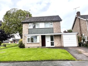 3 bedroom detached house for sale in Beech Road, Oadby, Leicester, LE2