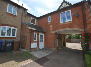 3 bedroom end of terrace house for rent in Greenways Crescent, Bury St. Edmunds, IP32