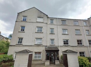 3 bedroom end of terrace house for rent in Murano Place, Edinburgh, EH7