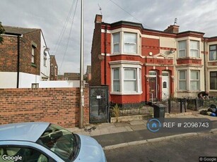 3 bedroom end of terrace house for rent in Wadham Road, Bootle, L20