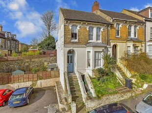 3 Bedroom End Of Terrace House For Sale In Dover