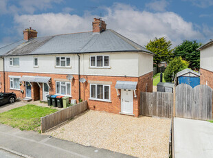 3 bedroom end of terrace house for sale in Stanton Avenue, Bradville, Milton Keynes, Buckinghamshire, MK13