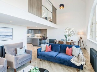3 bedroom flat for rent in Viewforth, Edinburgh, EH10
