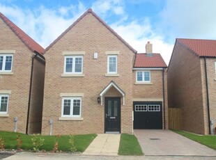 3 bedroom house for rent in Scampston Drive, Beckwithshaw, Harrogate, North Yorkshire, UK, HG3