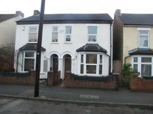 3 bedroom semi-detached house for rent in Littledale Street, Kempston, MK42