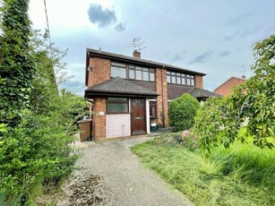 3 bedroom semi-detached house for rent in Main Road, Broomfield, CHELMSFORD, CM1