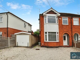 3 bedroom semi-detached house for rent in Poitiers Road, Coventry, CV3