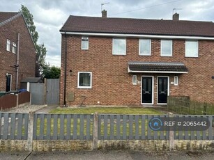 3 bedroom semi-detached house for rent in Wellington Road, Lindholme, Doncaster, DN7