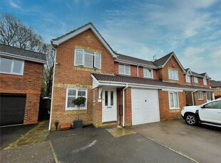 3 Bedroom Semi-detached House For Sale In Crawley, West Sussex