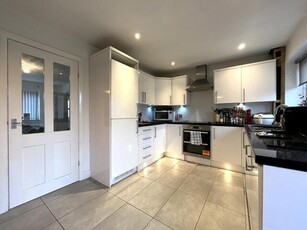 3 Bedroom Semi-detached House For Sale In Harwood, Bolton