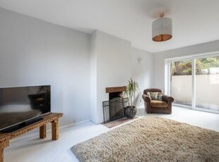 3 Bedroom Semi-detached House For Sale In Hollingbury, Brighton