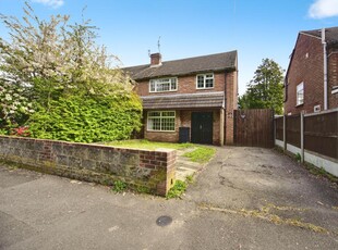 3 bedroom semi-detached house for sale in Sutton Road, Maidstone, Kent, ME15