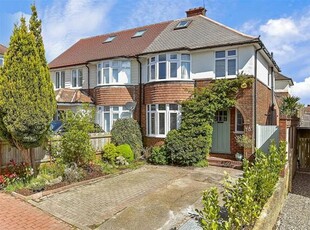 3 Bedroom Semi-detached House For Sale In Tunbridge Wells