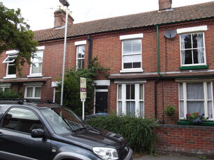 3 bedroom terraced house for rent in Henley Road,Norwich,NR2