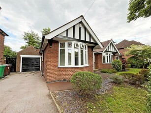 4 bedroom detached bungalow for rent in Ribblesdale Road, Sherwood Dales, Nottingham, NG5