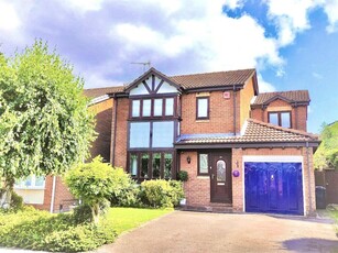 4 bedroom detached house for rent in Purbeck Drive, Compton Acres, NG2