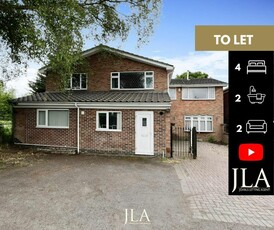 4 bedroom detached house for rent in Sickleholm Drive, Leicester, LE5